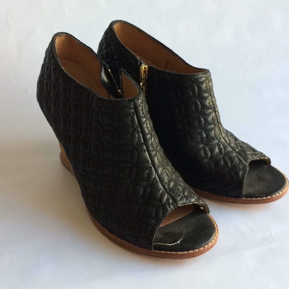 Matt Bernson Zip up booties